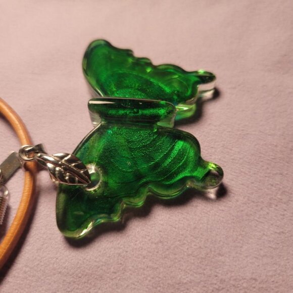 Vintage Murano Style Sand Glitter Glass Butterfly Pendant Leather Necklace - Picture 7 of 11